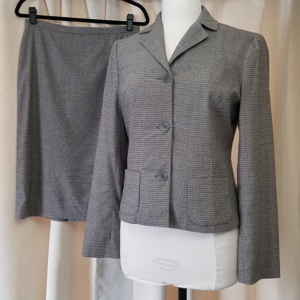 Barneys New York Beige/Gray Plaid Skirt Set, Sz 40